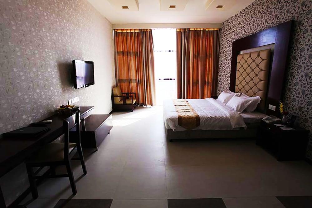 Hotel The Cox Today Cox's Bazar Bagian luar foto